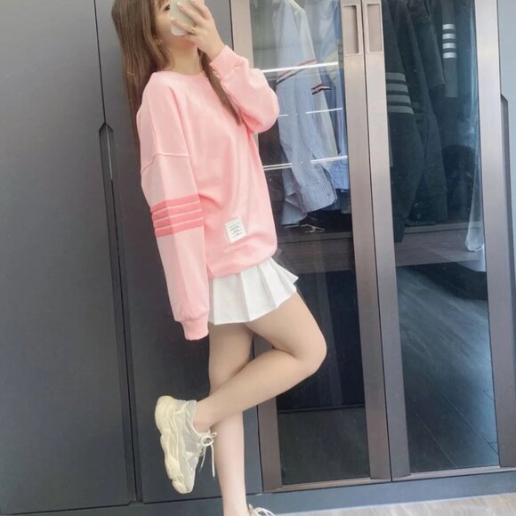 Thom Browne Pink Classic Four-Bar Cotton Crewneck Long Sleeve Sweatshirt - Picture 8 of 9